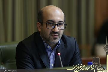 شهردار گزارش عملکرد ۱۲ ساله شهرداری تهران را ارائه می‌دهد شهردار گزارش عملکرد ۱۲ ساله شهرداری تهران را ارائه می‌دهد